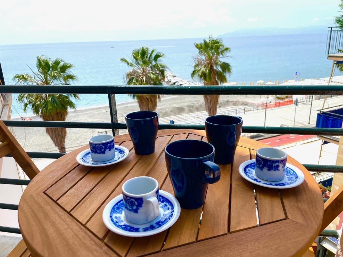Sea See Si Σέστρι Λεβάντε Εξωτερικό φωτογραφία