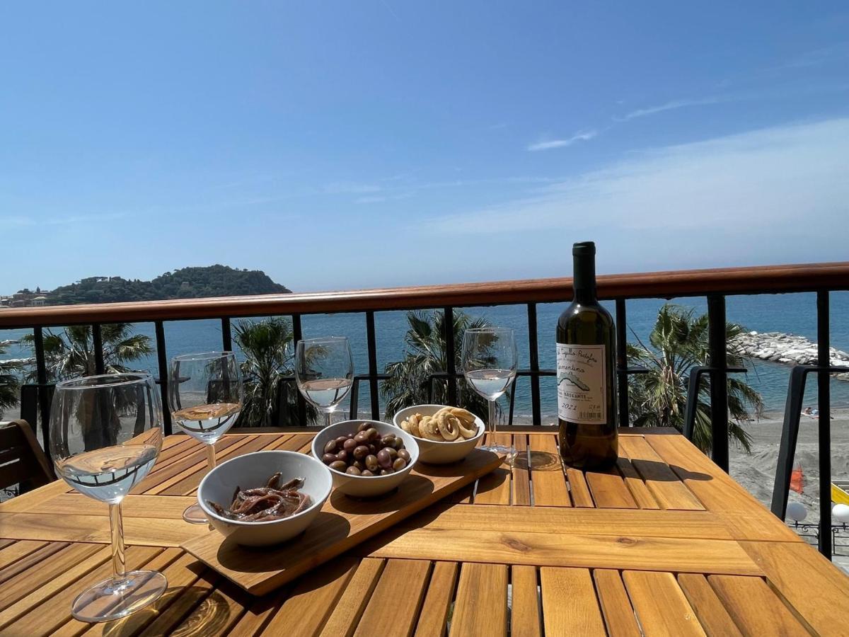 Sea See Si Σέστρι Λεβάντε Εξωτερικό φωτογραφία